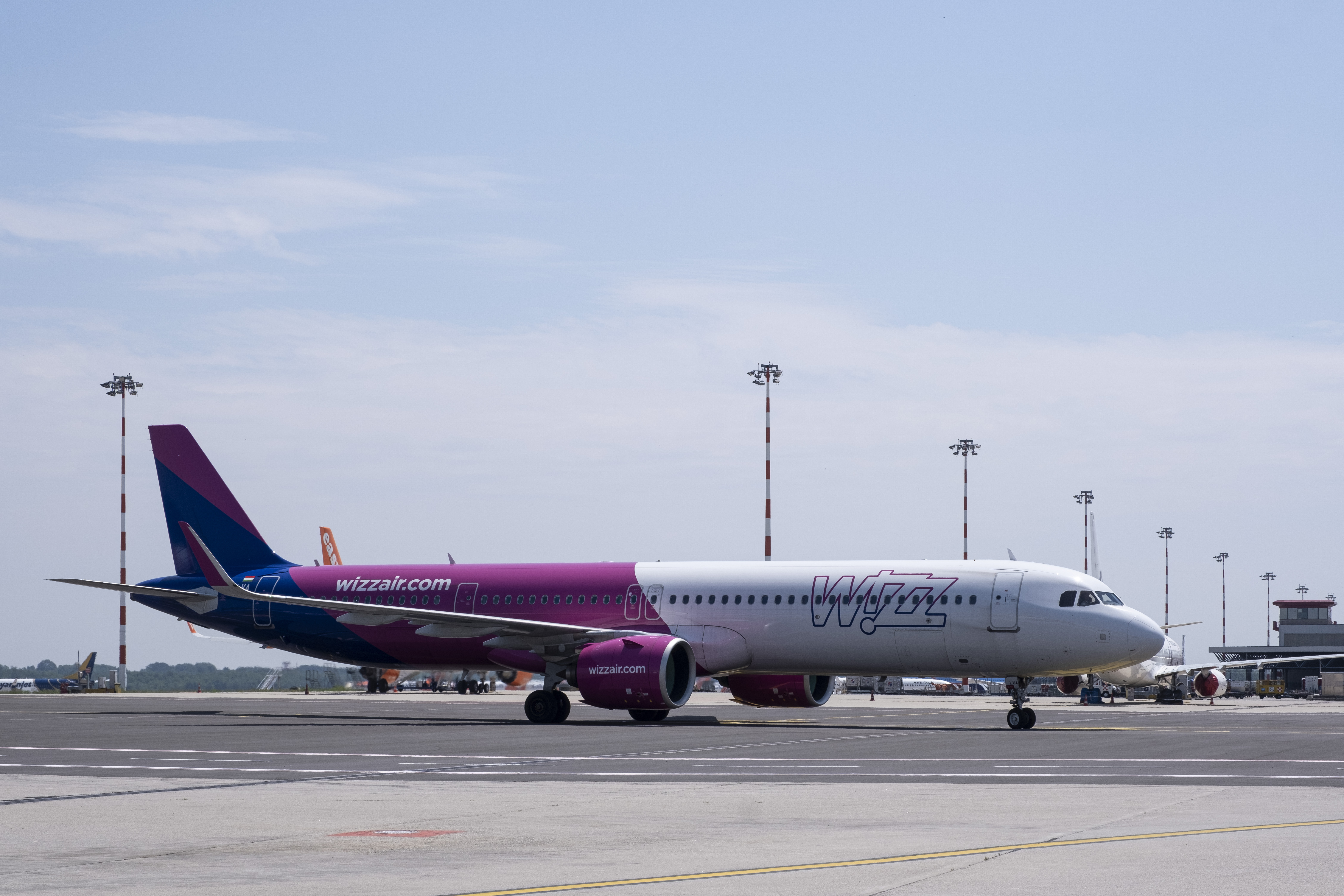 Wizz Air Sfida Nei Cieli Italiani Tre Nuovi Voli Da Malpensa Per Il