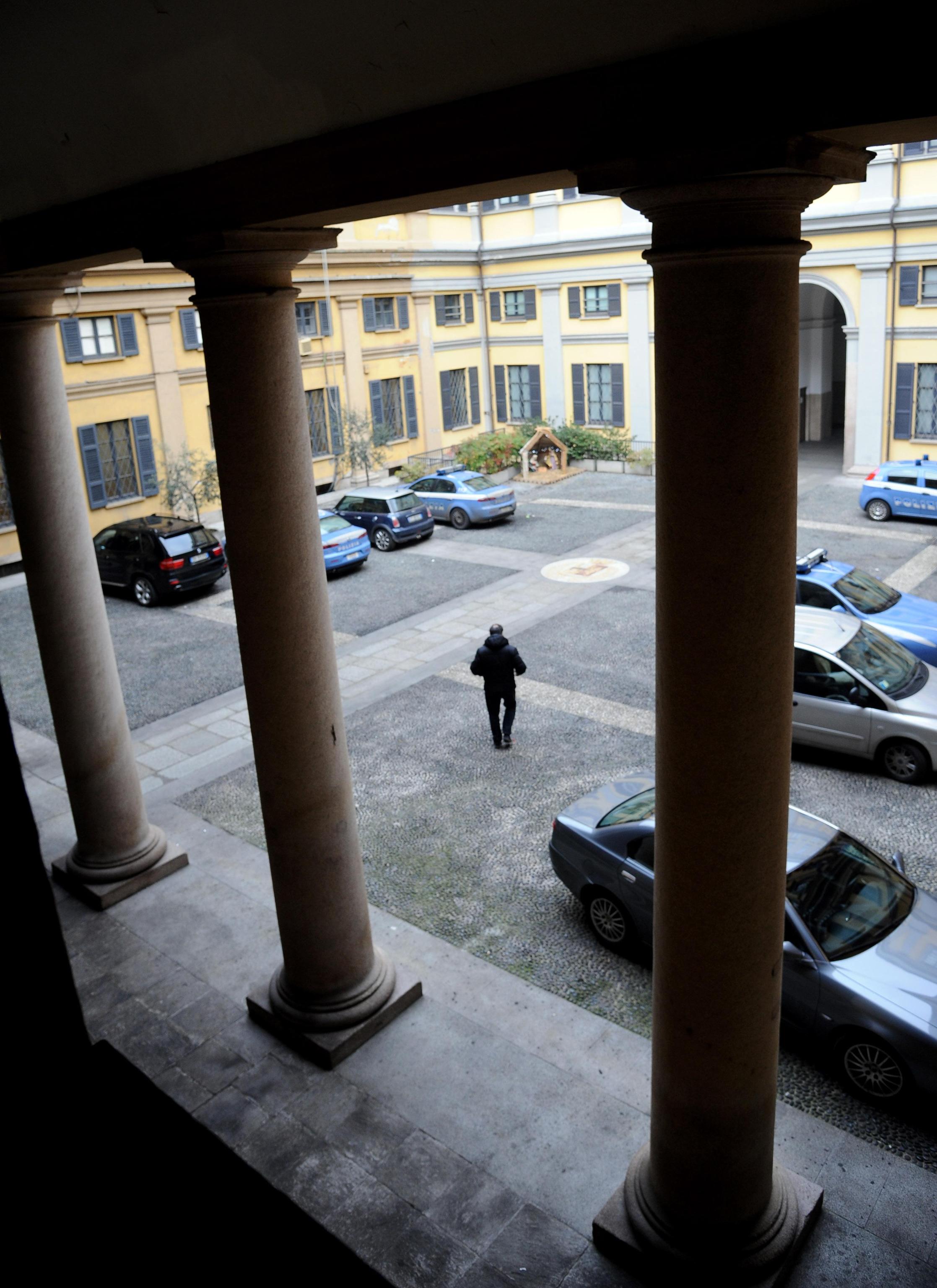 Tragedia in Questura di Milano poliziotto suicida IlGiornale.it