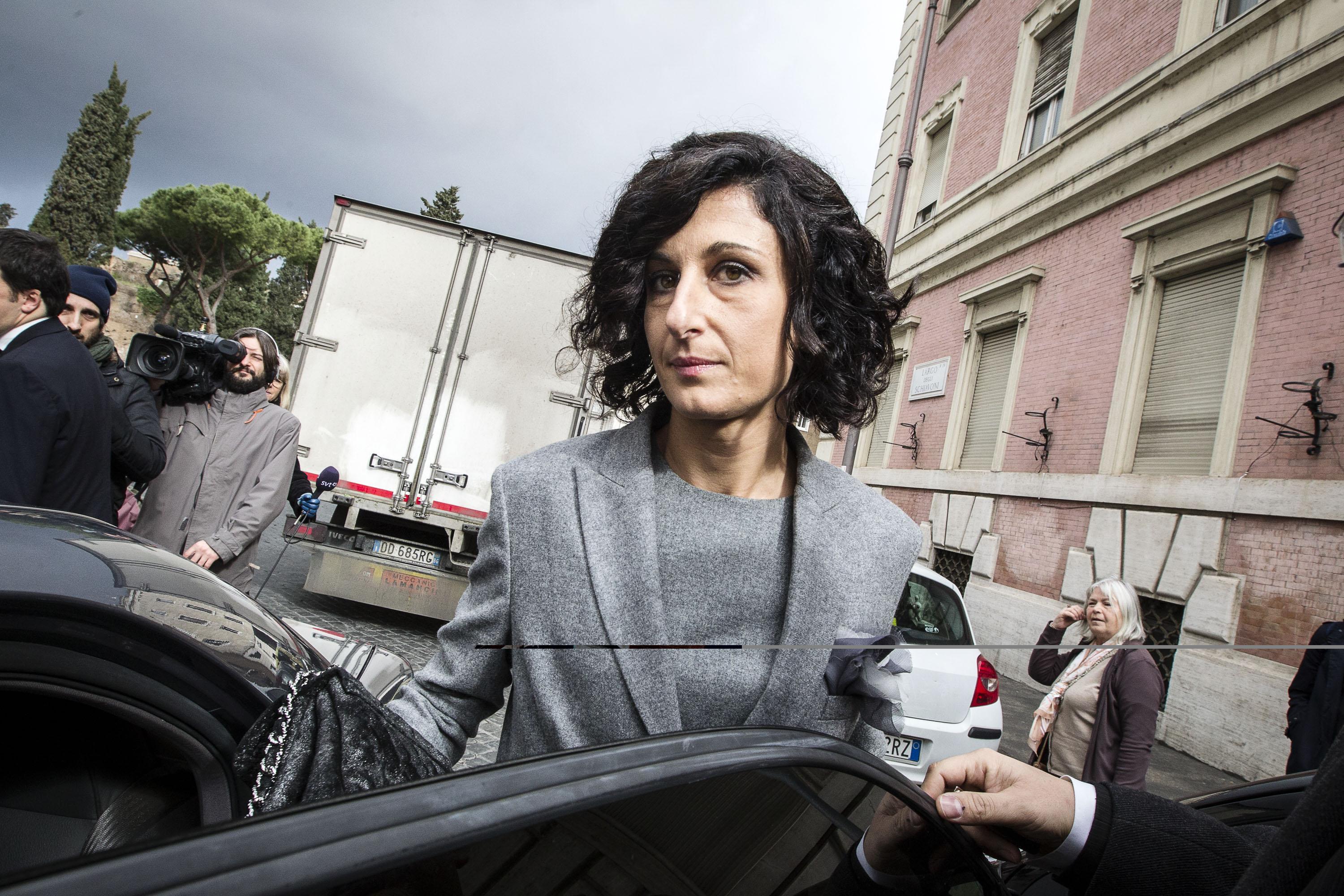 ma la moglie Luxuria come l'ha presa! in tucül 