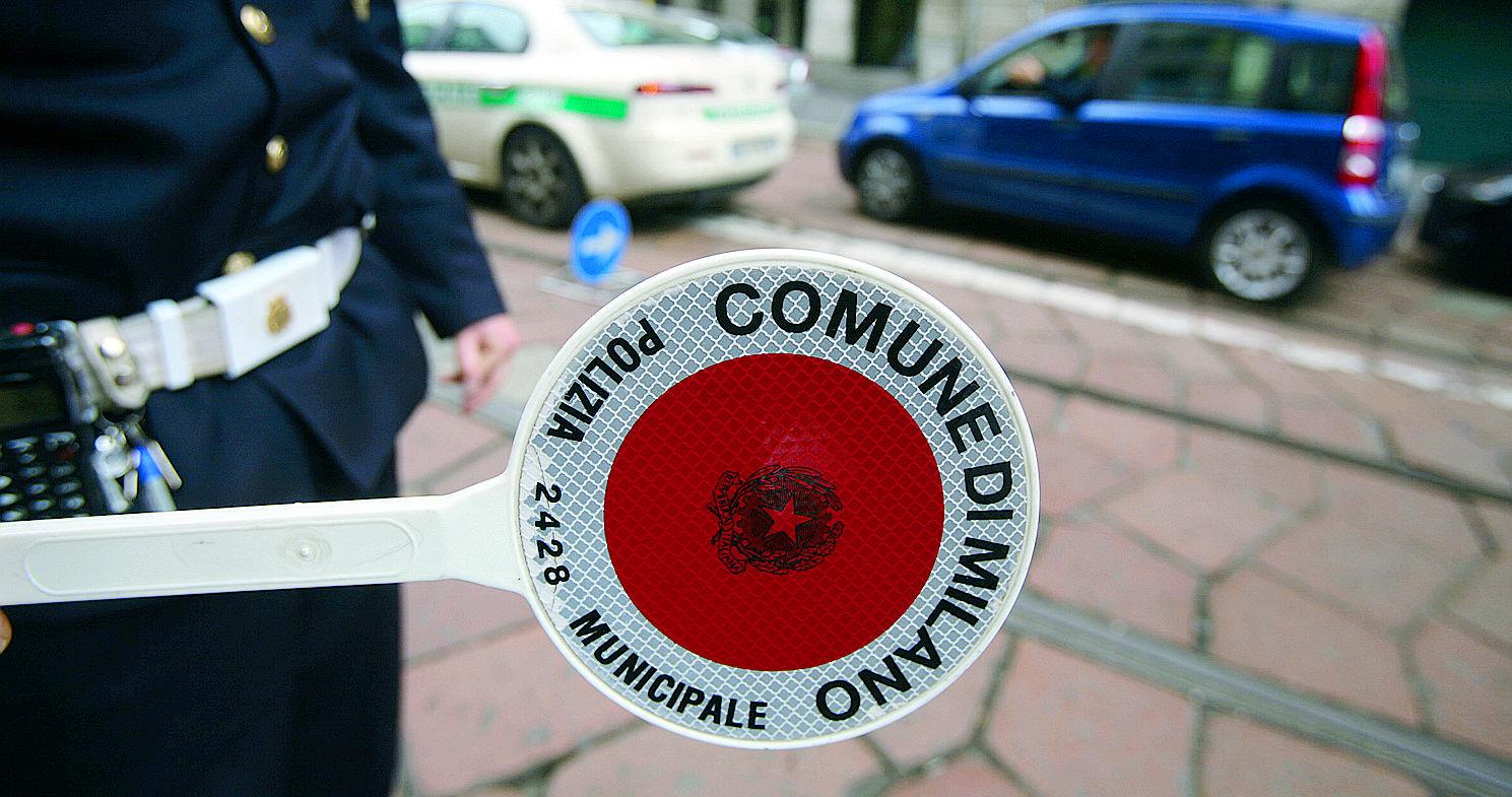Come Si Chiama La Paletta Della Polizia