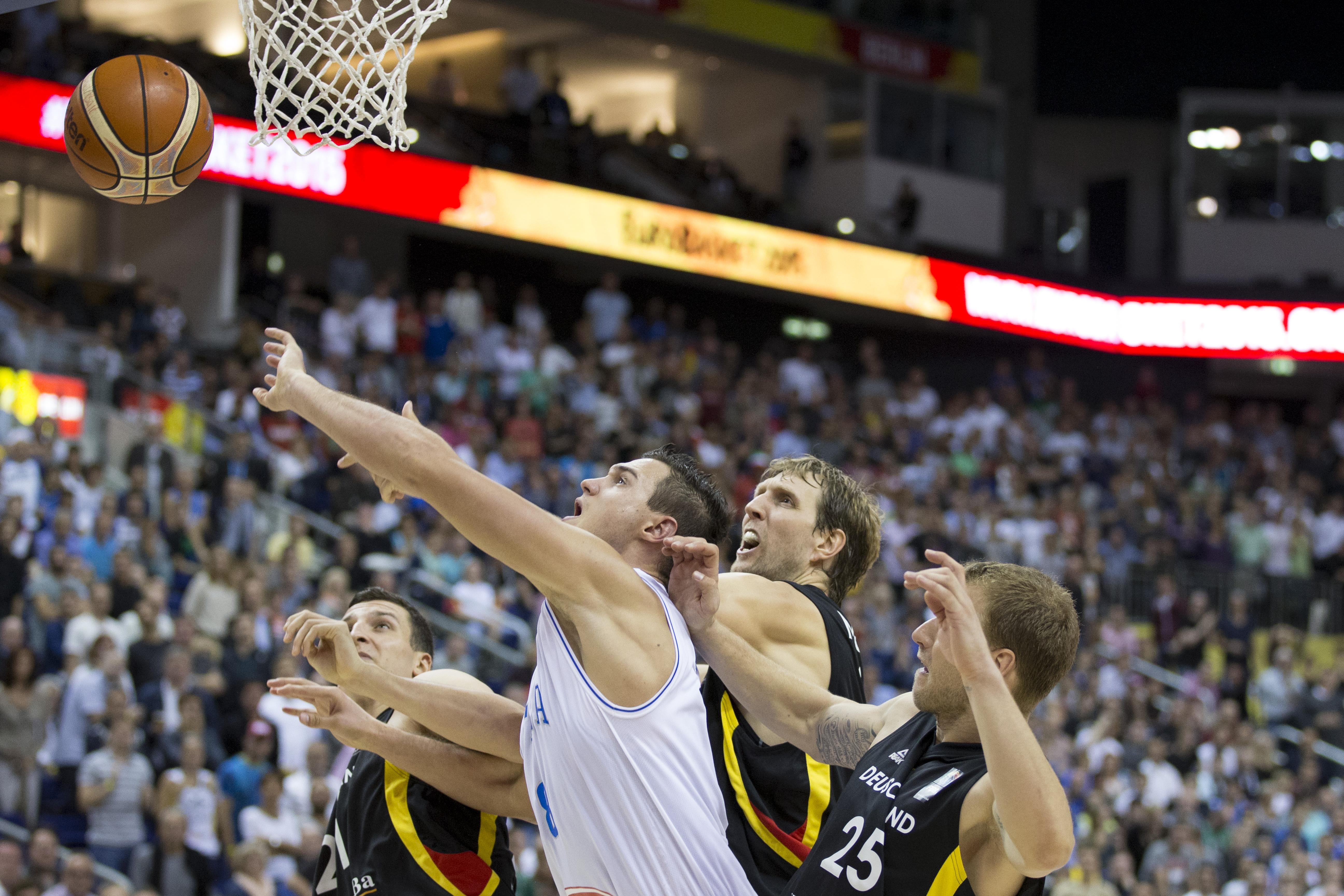 Europei basket, Germania ko l'Italia è pronta a volare a Lille