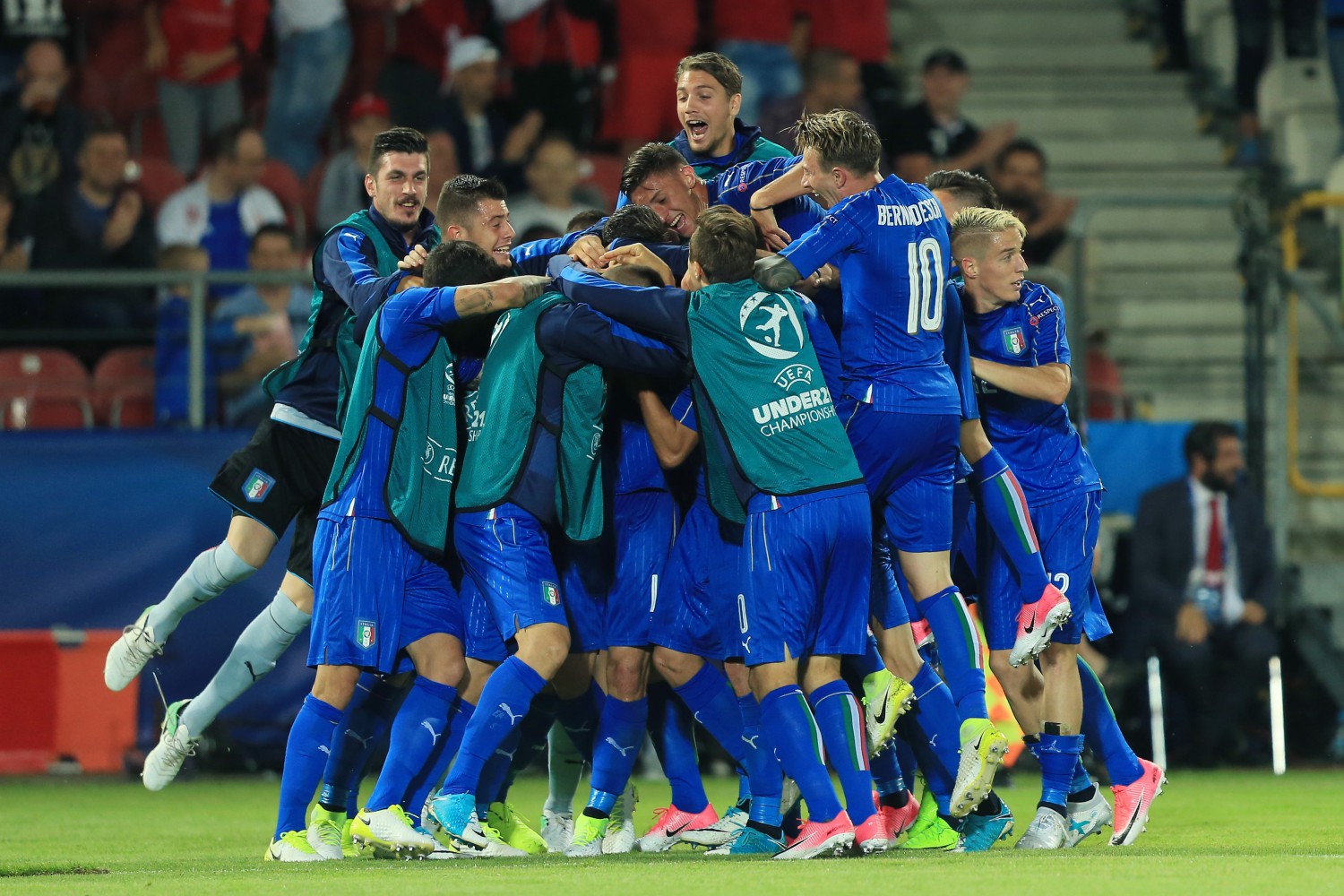 Europeo under 21, l'Italia non stecca all'esordio: 2-0 ...