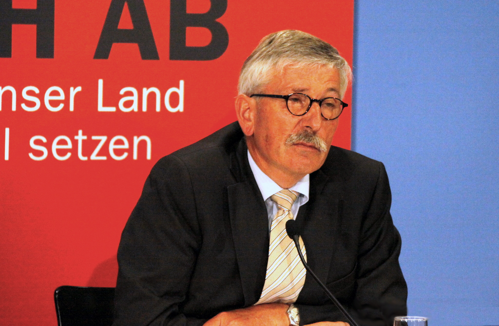 L'Spd esulta: espulso definitivamente il suo esponente anti-islam Thilo Sarrazin L'Spd esulta: espulso definitivamente il suo esponente anti-islam Thilo Sarrazin