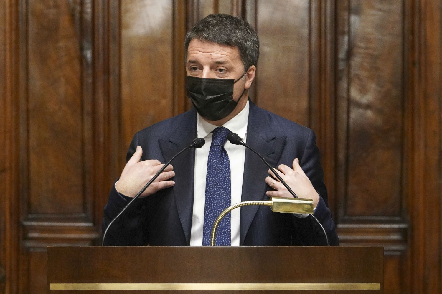 Now Renzi is aiming for NATO: the moves to get the mandate