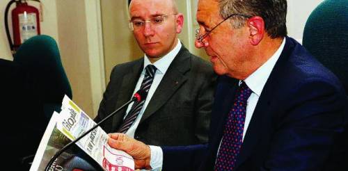 Berlusconi «scippa» Grillo e lancia il gruppo unico alle Camere ...