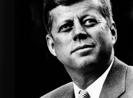 Libro svela un giovane Kennedy che lodava il fascismo ed era affascinato da Hitler
