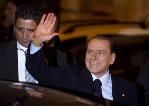Berlusconi sfida tutti e torna in campo