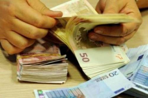 Fmi: "Italia riduca debito per evitare speculazioni"