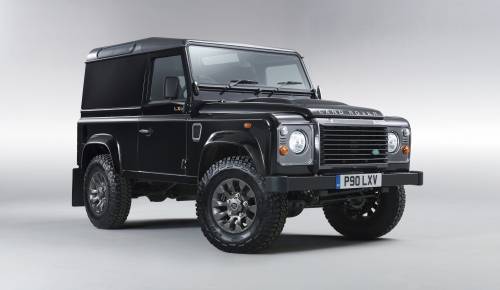 Land Rover Defender LXV 65 anni e non sentirli