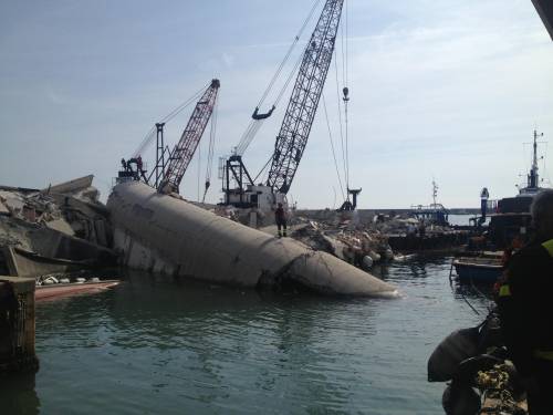 "Non controllo più la nave" La strage dopo lo schianto
