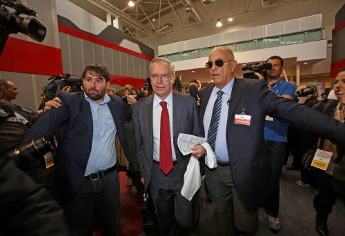 Al via l'assemblea democratica Fuori OccupyPd