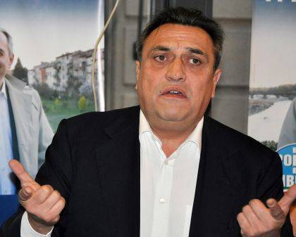 Detenuto per i suoi "agganci": Pdl in rivolta contro le toghe