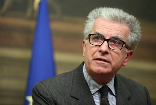 Zanda, il censore dell'etica cade sulle raccomandazioni