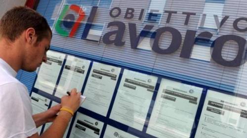 Crisi, un 40enne su quattro vive della paghetta dei genitori