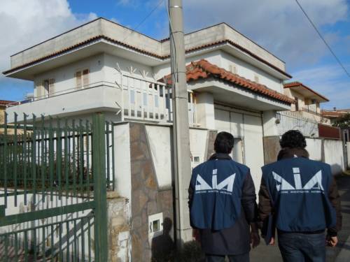 Mafia, otto arresti in Lombardia