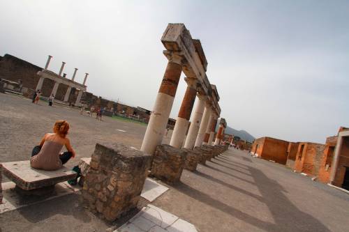 Pompei, ispezioni della Dia contro infiltrazioni camorristiche