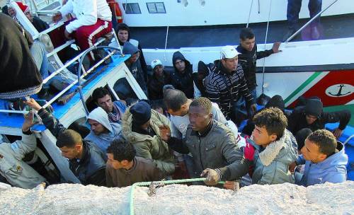 Ancora sbarchi di migranti