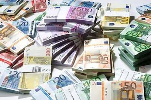 "Tutto a 1 euro", il low cost oggi ti fa spendere di più