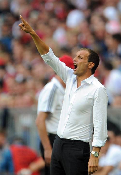 Allegri in difesa: "Non sono disonesto"