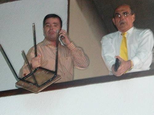 Brasile, manifestazione a Bahia: viceministro spara all'impazzata contro i contadini "Sem Terra"