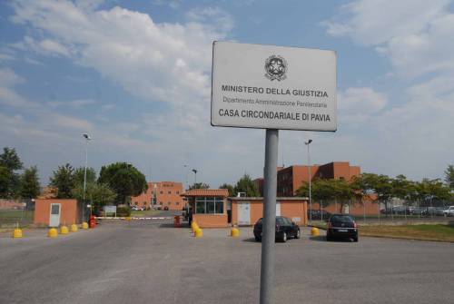 Se i ladri svaligiano il carcere