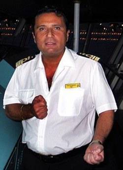 Revocata la patente marittima a Schettino