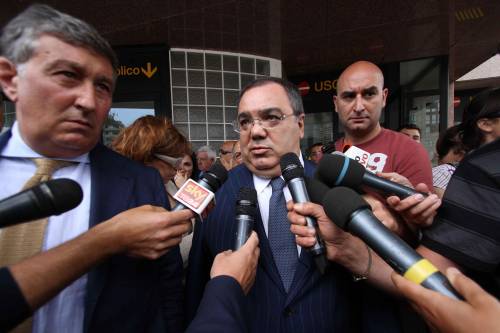 Ecco gli agguati al Cavaliere pronti a scattare senza "scudo"