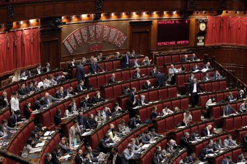 Portano l'Italia allo sfascio: questi sono pazzi