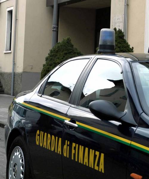 Palermo, blitz antimafia. Anche l’ex Gf Santoianni in manette