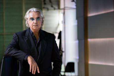 Briatore lancia una compagnia aerea "da sogno"