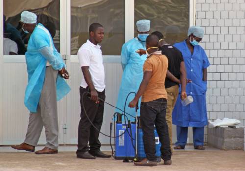 Ebola e Tbc sbarcano con gli immigrati