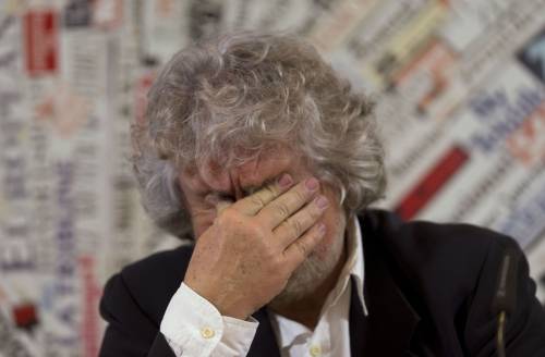 I grillini mettono sotto processo Grillo