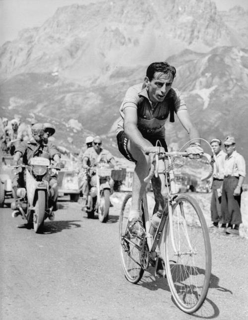 Il Coppi "vero" del Tour, secondo Mario Fossati