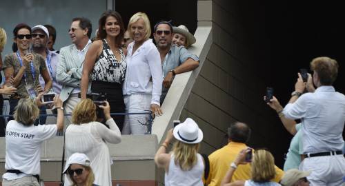 Il tribunale delle trans alla lesbica Navratilova: "Non sei più dei nostri"