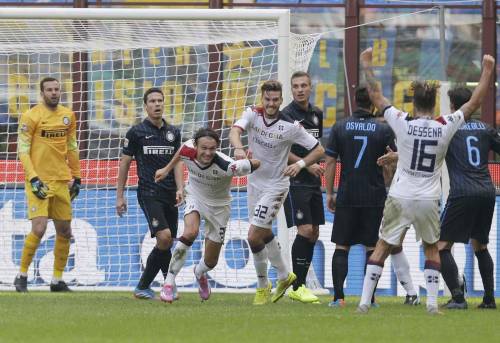 Filosofo Ekdal. Dà un calcio all'omofobia