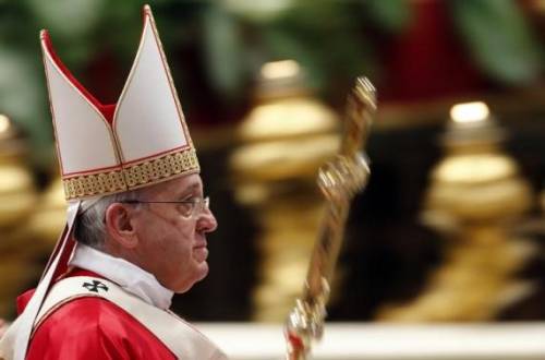 Il papa riceve in udienza un trans spagnolo