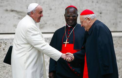 Promossi i lontani e bocciati i curiali, così Papa Francesco sceglie i cardinali