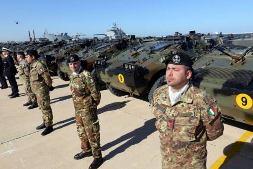 Anche i militari si schierano contro la riforma. Giallo sulle voci diffuse alla stampa