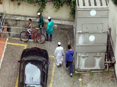 Quella moschea abusiva che Pisapia finge di non vedere