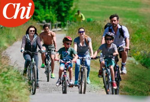 Le vacanze sportive di Veronica Lario