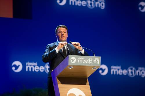 Campagna acquisti di Renzi: regala poltrone e va alla conta