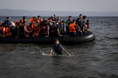 Immigrati, l'Onu agli italiani: "Versate 15mila euro a testa"