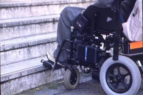Bari, molestie a una disabile: in carcere 31enne bengalese senza permesso di soggiorno