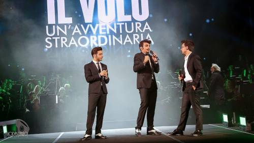 Feci sui muri e hotel distrutto. Ora Il Volo finisce nei guai