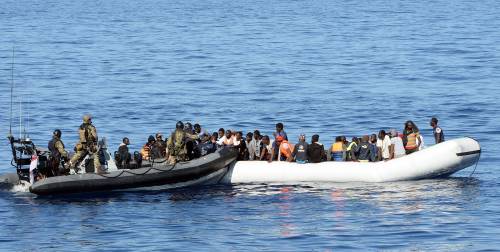 Crotone, fermato come scafista. Ora si scopre che è di Al Nusra