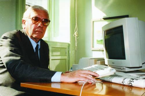 Che privilegio lavorare nella stanza accanto a lui