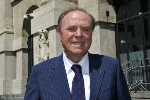 "Un dovere morale salvare i risparmiatori ed evitare il panico"