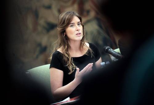 Il fratello della Boschi e la carriera sospetta