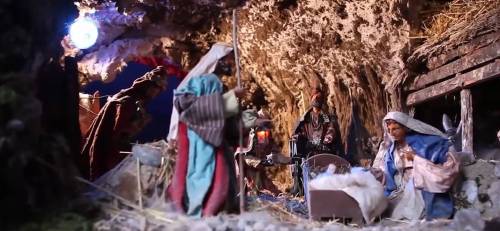 Umbria, maghrebini devastano Presepe: denunciati in tre