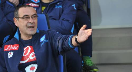 Napoli, ammutinamento in attacco